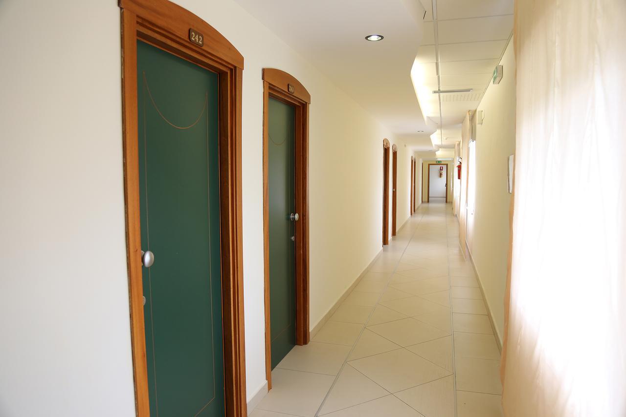 Hotel Meranda كاميغلياتيلو سيلانو المظهر الخارجي الصورة